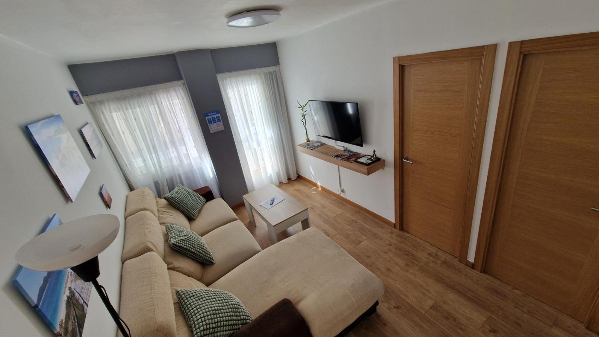 Playa Bouzas - - Parking Free